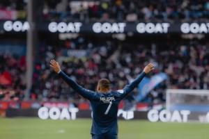 姆巴佩晒巴黎时期照片，法媒解读：除法律纠纷外他对旧主并无芥蒂