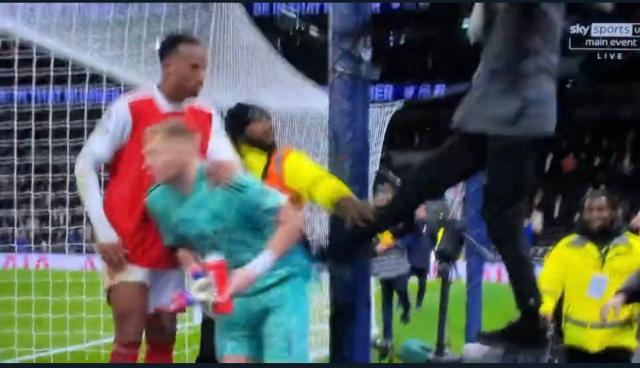 电竞直播-好身手，枪手门神7次救主！好涵养，挨踢挨打不还手