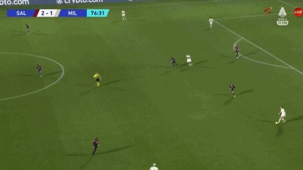 1645309953101019847.gif
